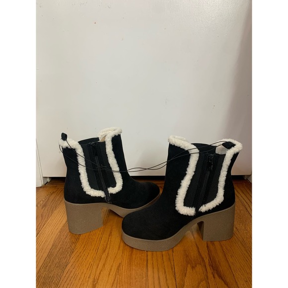 Torrid New Shearling Trim Platform Bootie Women’s 10.5 - Picture 4 of 6